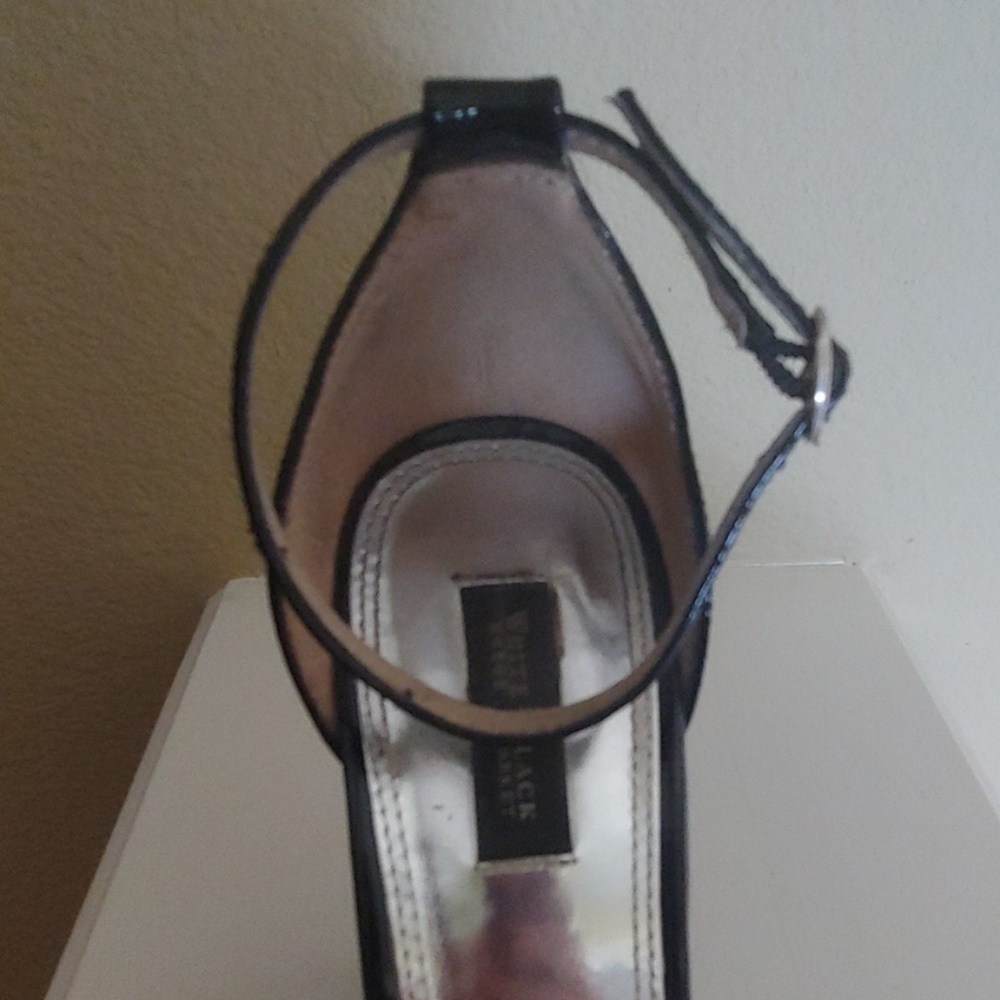 Shoes - Picture 7 of 8
